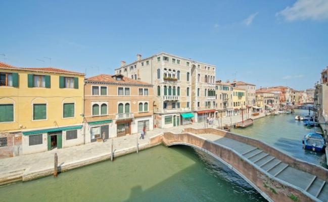 Luxury Balcony Apartment Венеция Екстериор снимка