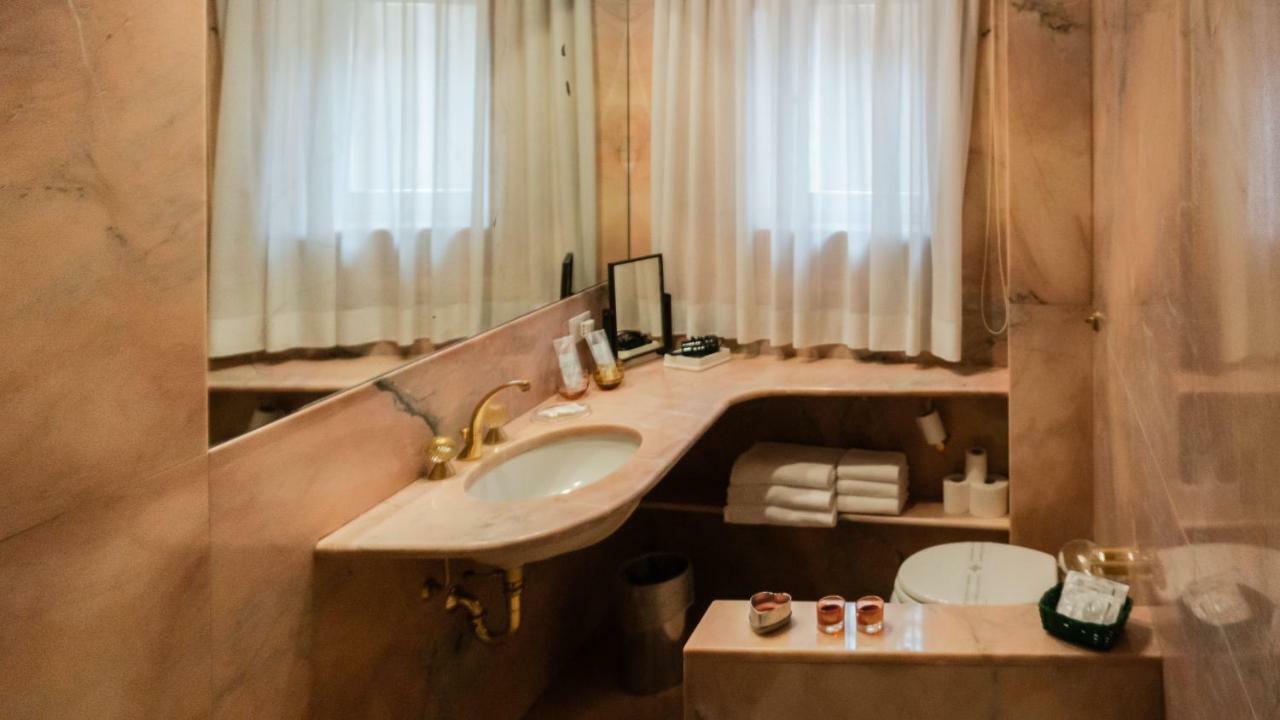 Luxury Balcony Apartment Венеция Екстериор снимка